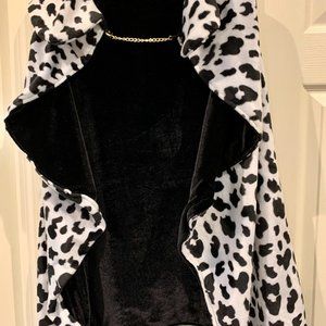Cruella DeVil Costume Free Wig